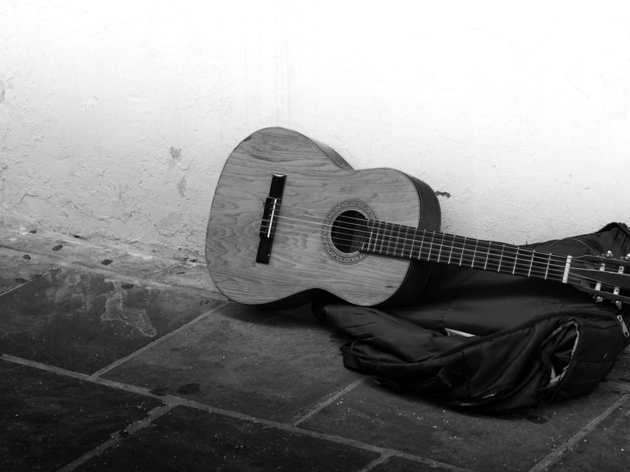 Yamaha F310 acoustic guitar — with bag, capo and strap